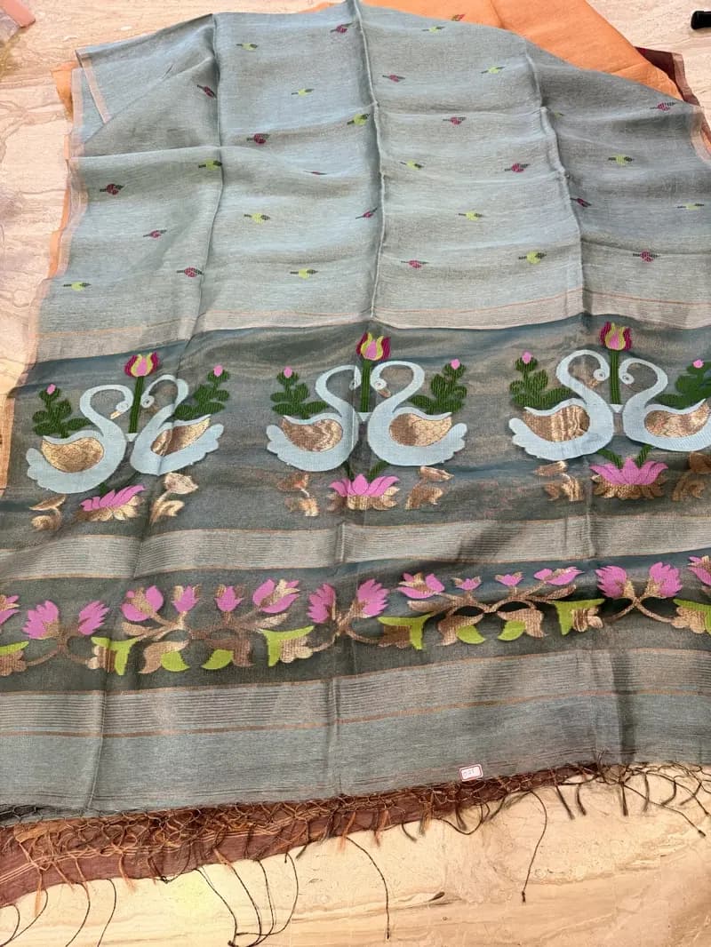Swan Jamdani Saree 05